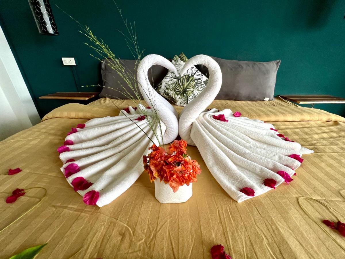 Phangan Padel Club Hotel Baan Tai Ngoại thất bức ảnh